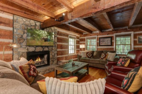 Timber Lodge - Relax in rustic luxury in Big Canoe